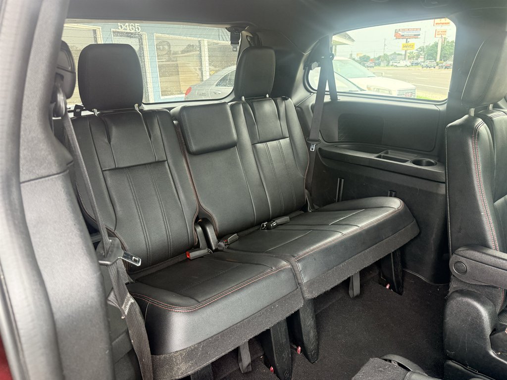 2019 Dodge Grand Caravan - $11,595