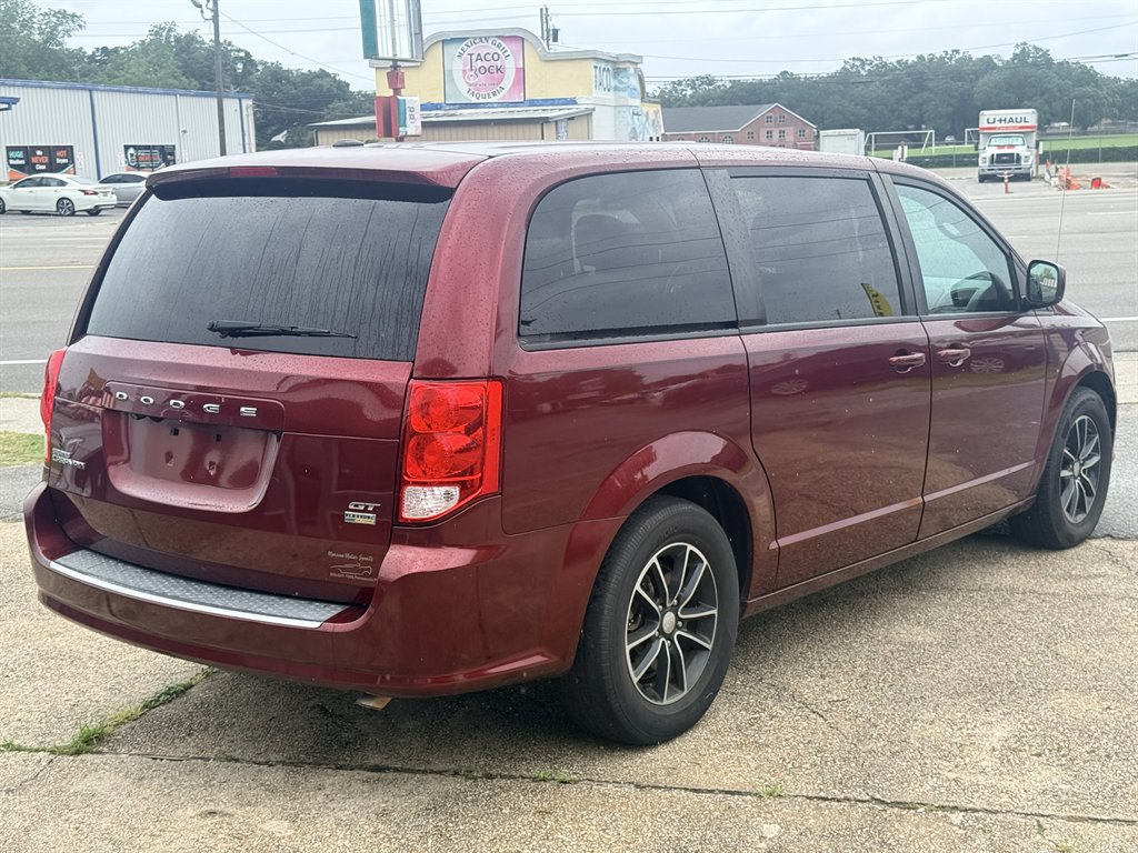 2019 Dodge Grand Caravan - $11,595