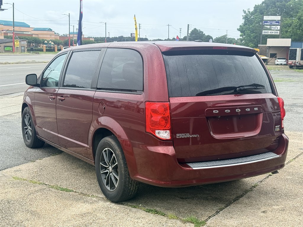 2019 Dodge Grand Caravan - $11,595