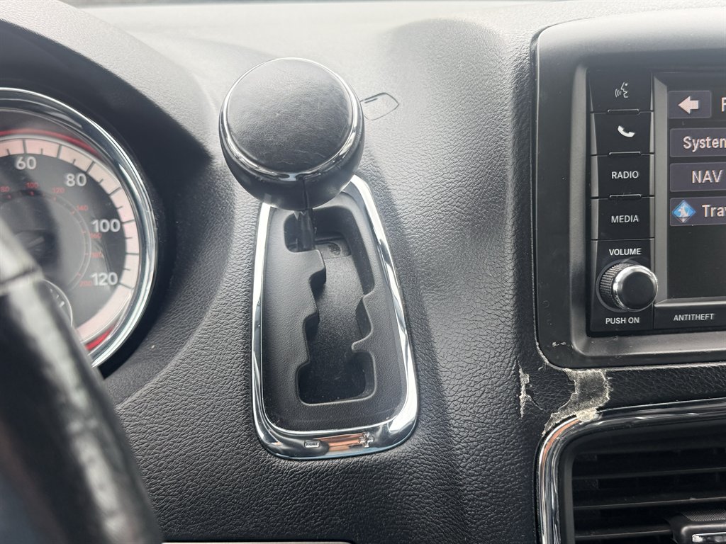 2019 Dodge Grand Caravan - $11,595