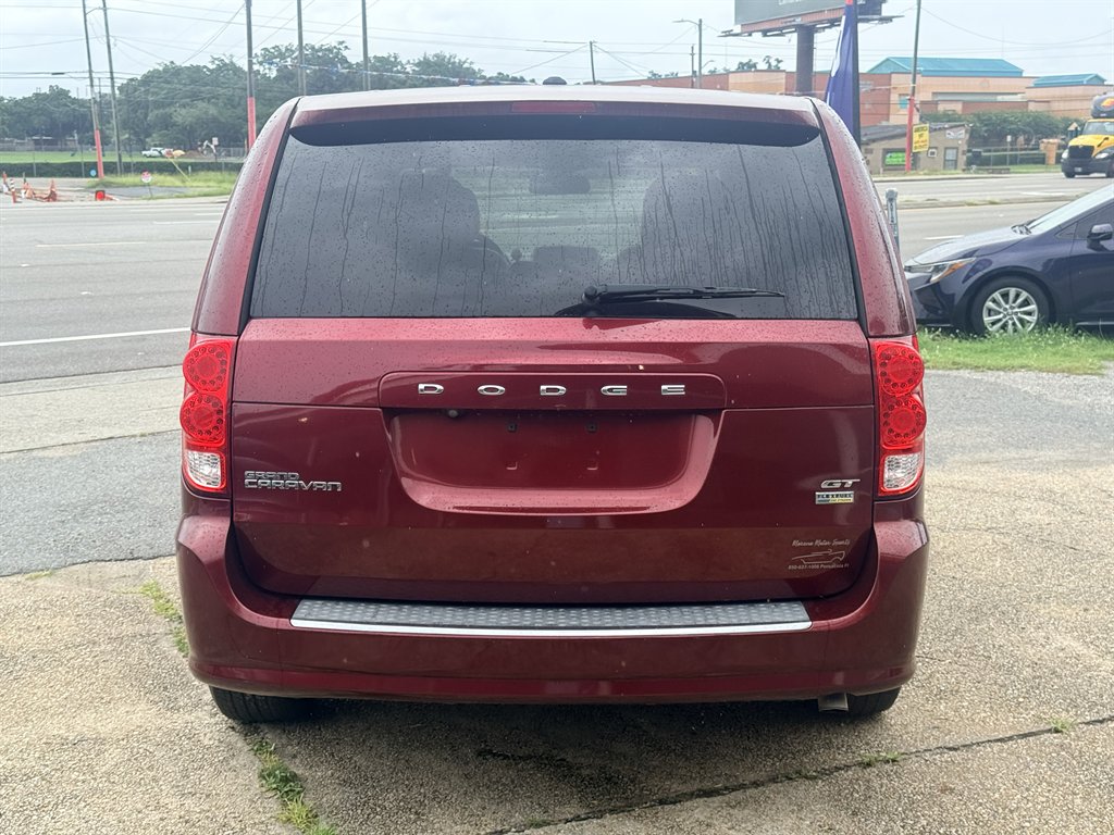 2019 Dodge Grand Caravan - $11,595