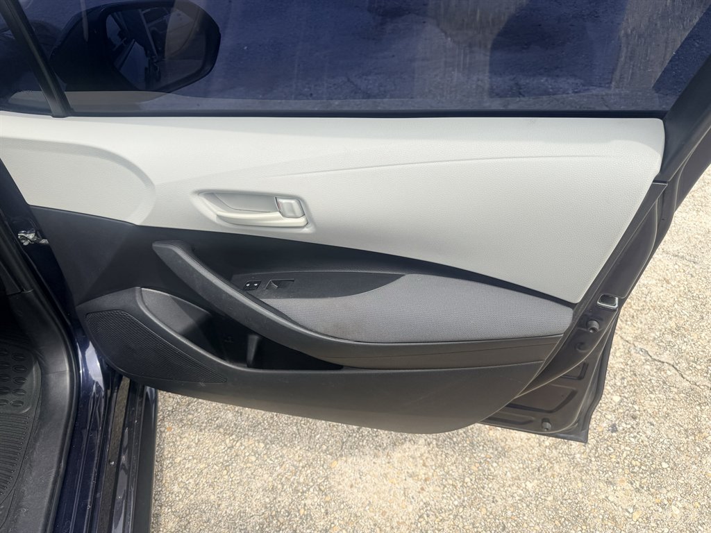 2023 Toyota Corolla - $17,995