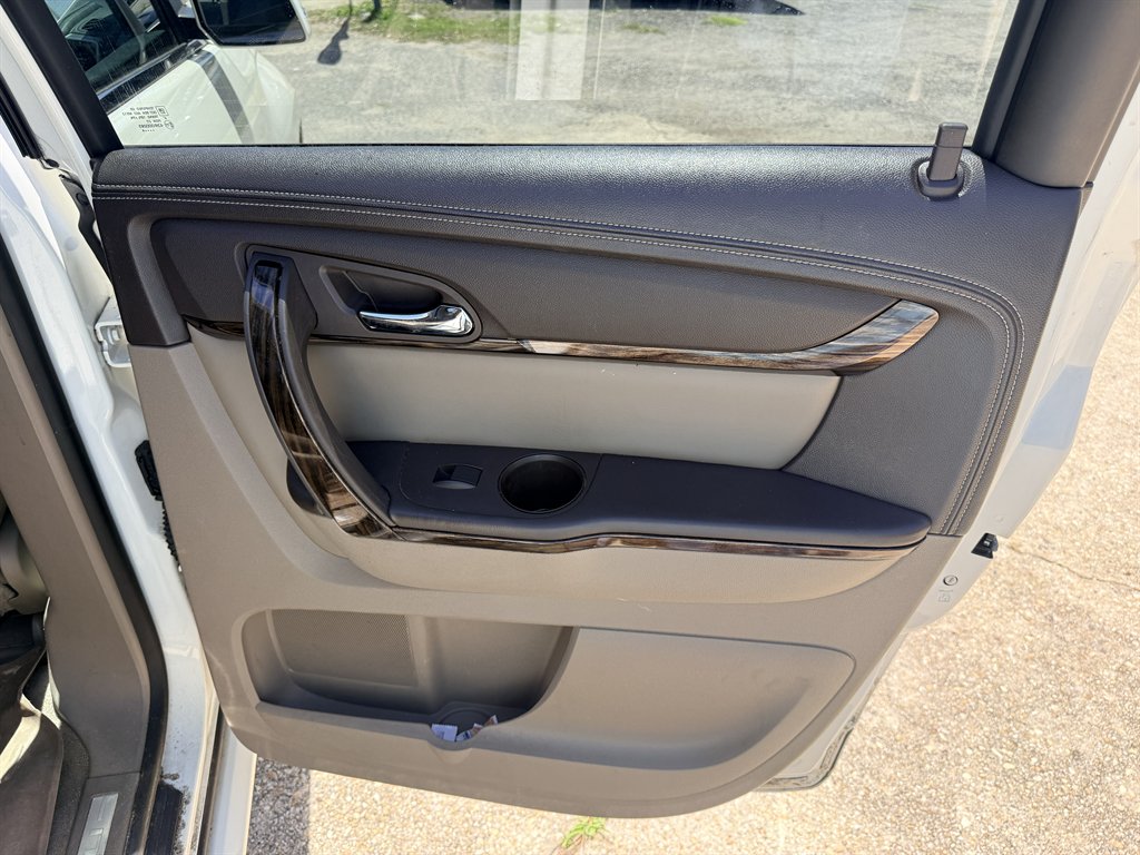 2014 GMC Acadia - $9,495