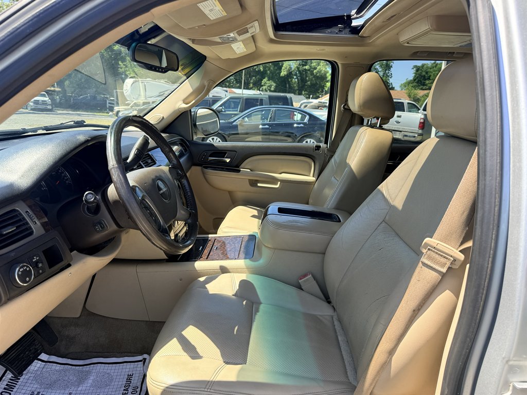 2013 GMC Yukon - $9,495