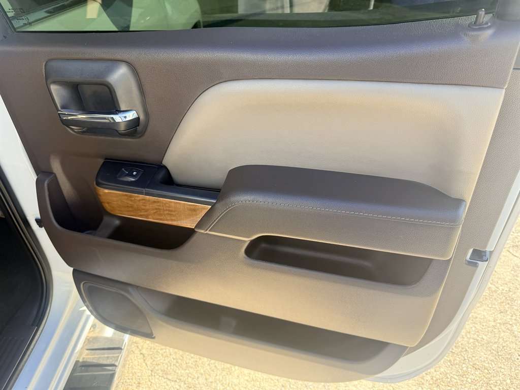 2017 Chevrolet Silverado 1500 - $22,595