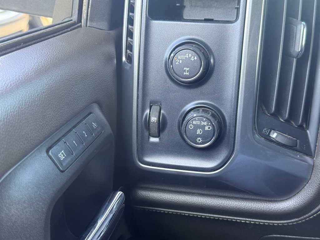 2017 Chevrolet Silverado 1500 - $22,595