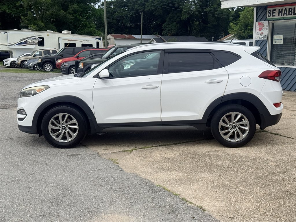 2016 Hyundai Tucson - $10,995