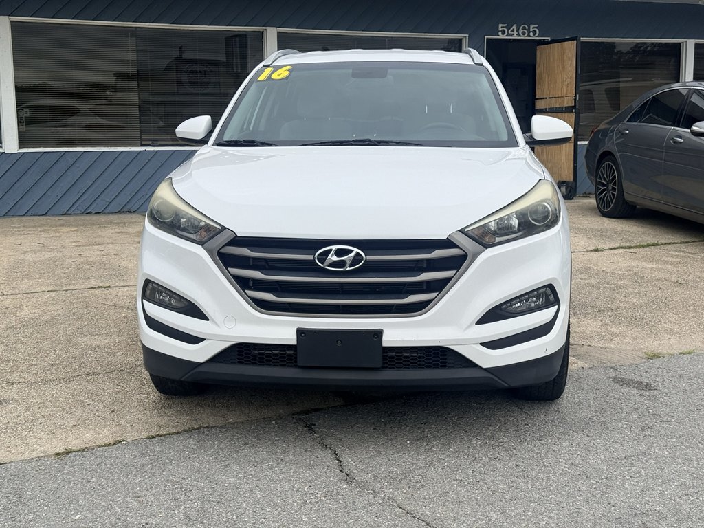 2016 Hyundai Tucson - $10,995