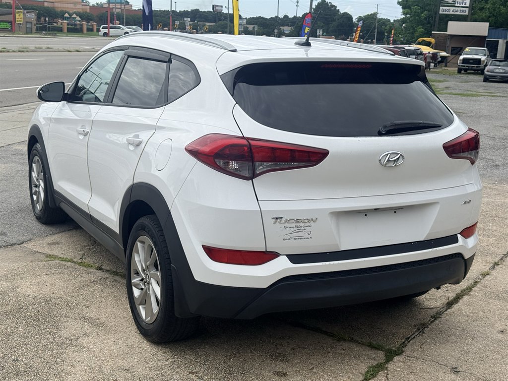2016 Hyundai Tucson - $10,995