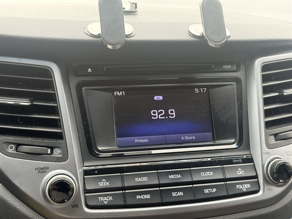 2016 Hyundai Tucson - $10,995