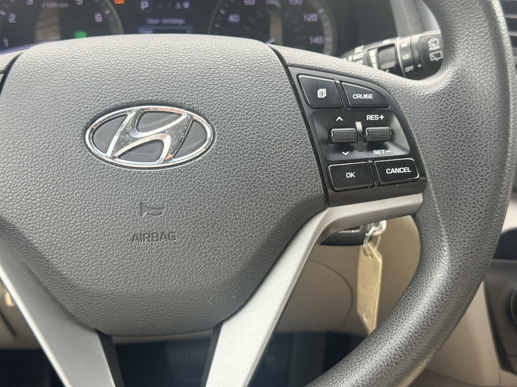 2016 Hyundai Tucson - $10,995