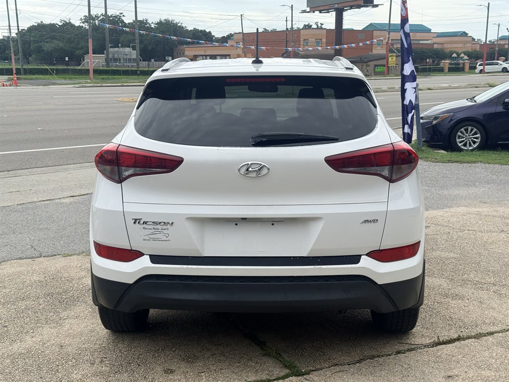 2016 Hyundai Tucson - $10,995