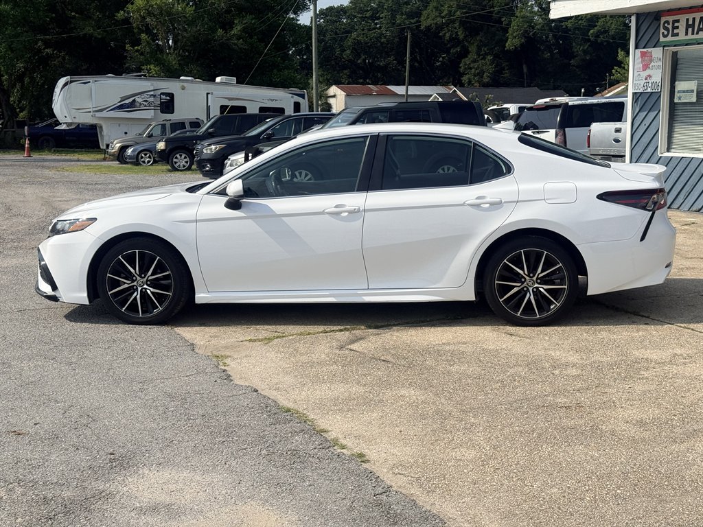 2021 Toyota Camry - $15,995