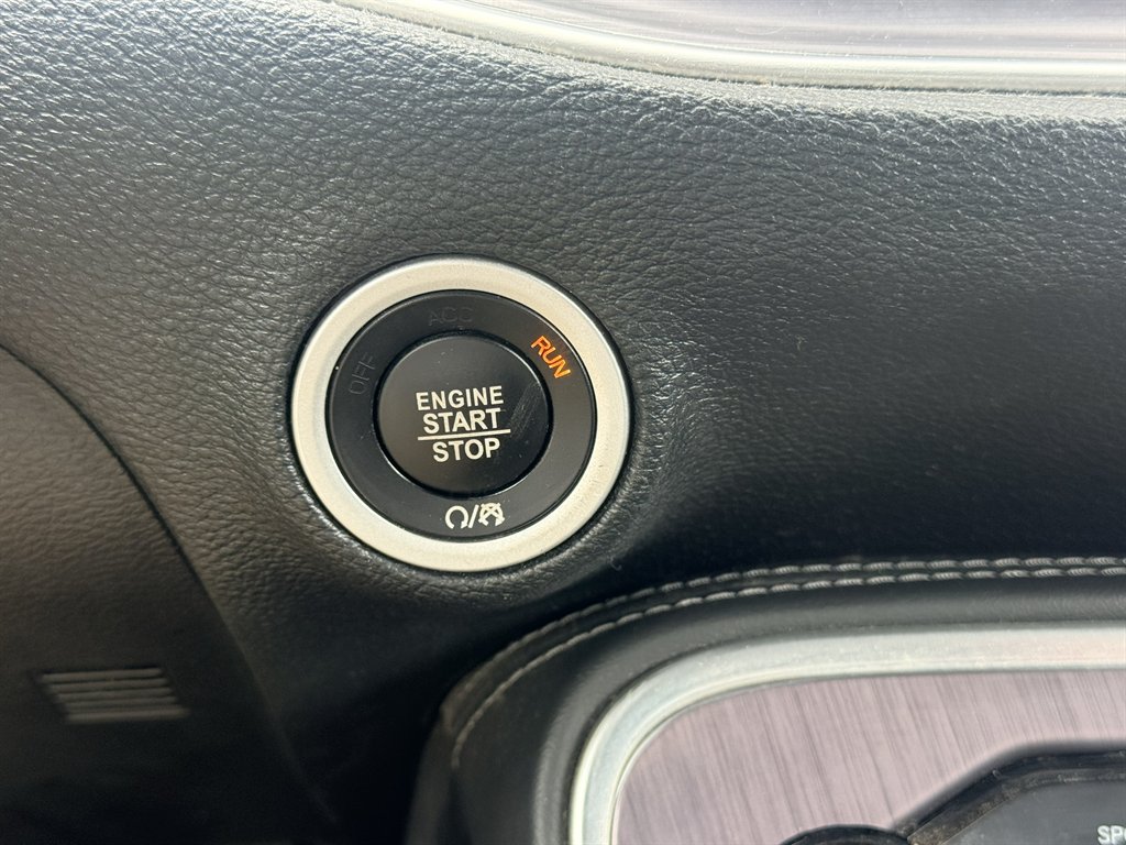 2017 Dodge Challenger - $14,995