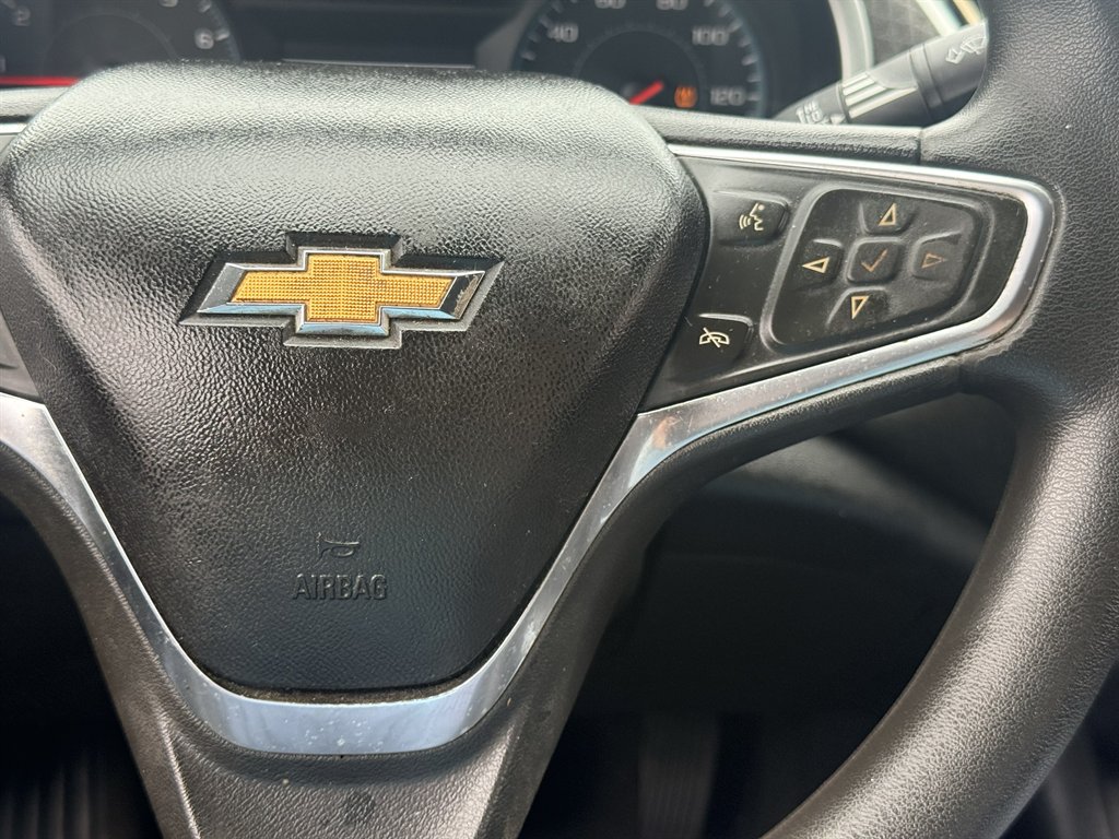 2017 Chevrolet Malibu - $9,995