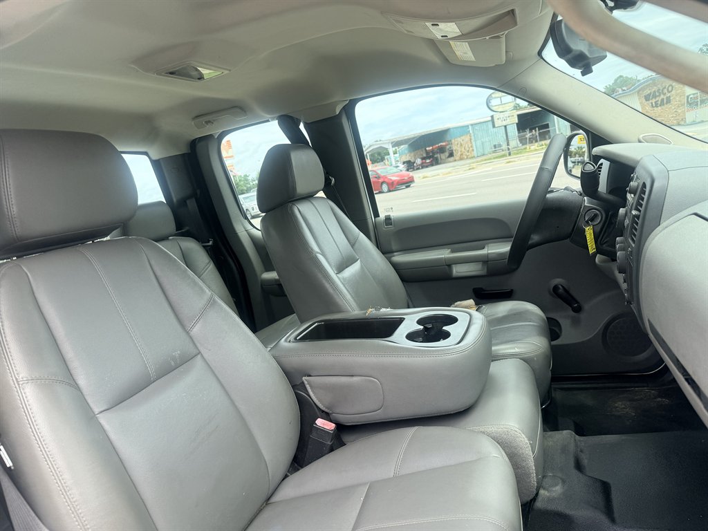 2009 Chevrolet Silverado - $8,995