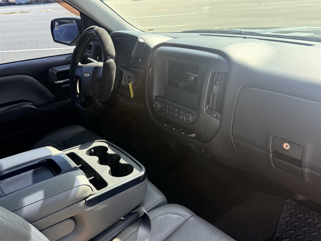 2015 Chevrolet Silverado 1500 - $16,495