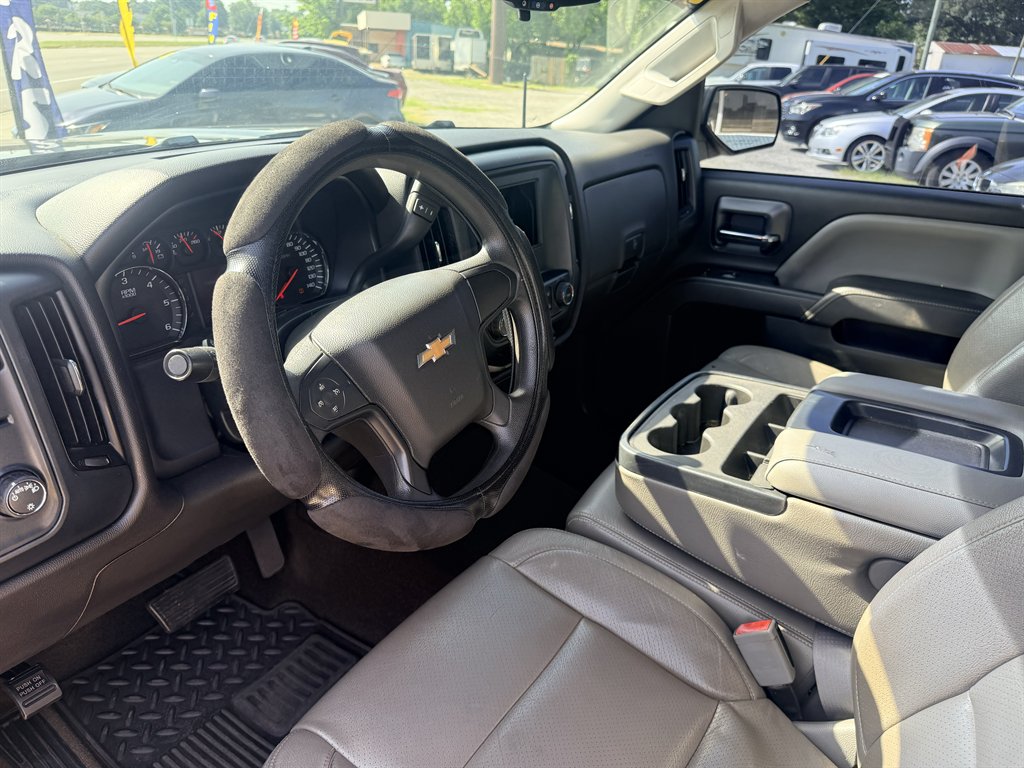 2015 Chevrolet Silverado 1500 - $16,495