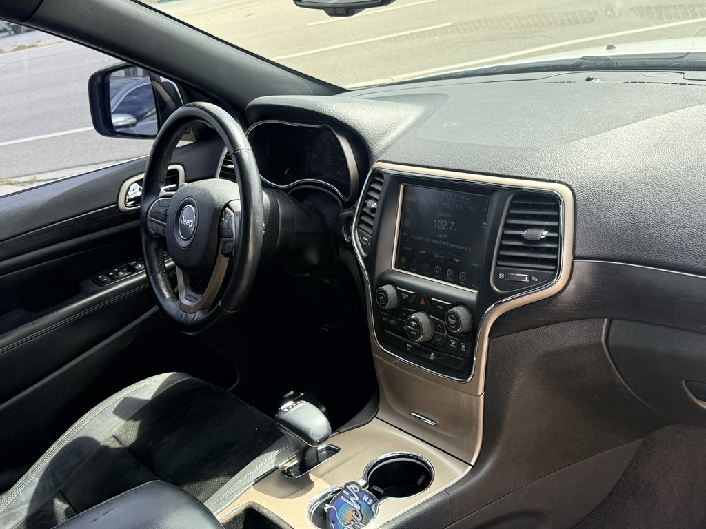 2014 Jeep Cherokee - $12,495