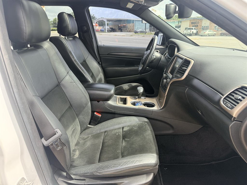 2014 Jeep Cherokee - $12,495