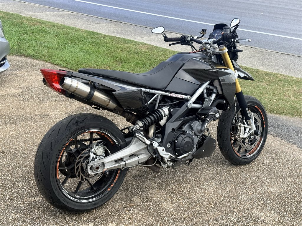 2014 Aprilia Dorsoduro 750 - $4,200