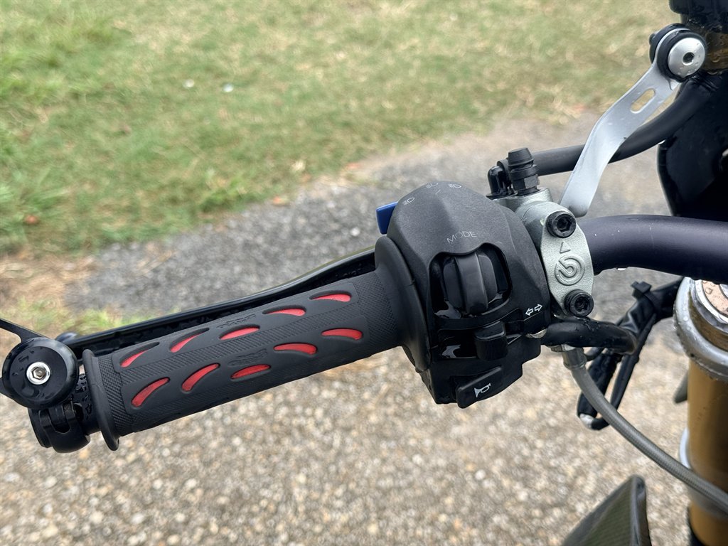2014 Aprilia Dorsoduro 750 - $4,200