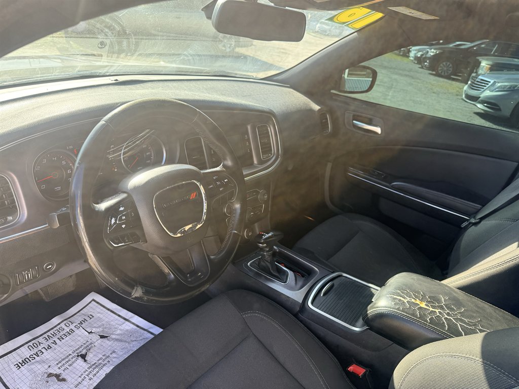 2016 Dodge Charger - $9,995