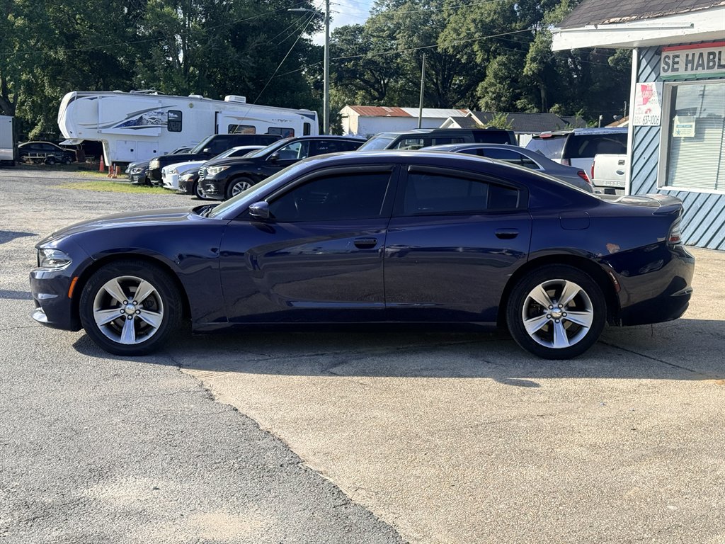 2016 Dodge Charger - $9,995
