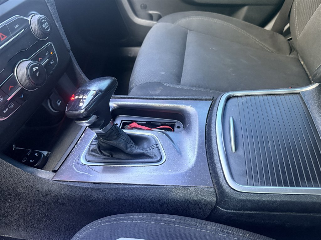 2016 Dodge Charger - $9,995