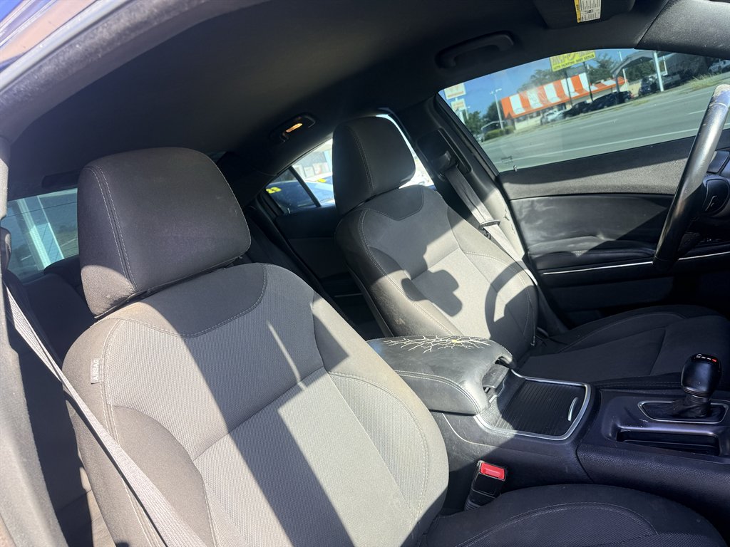 2016 Dodge Charger - $9,995