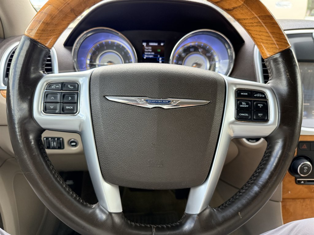 2014 Chrysler 300 - $11,695