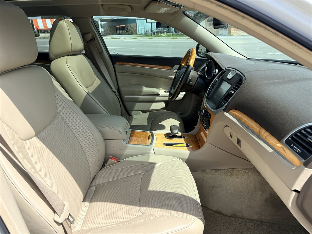 2014 Chrysler 300 - $11,695