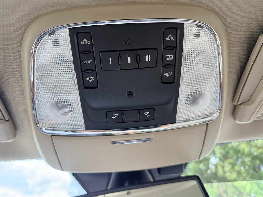 2014 Chrysler 300 - $11,695