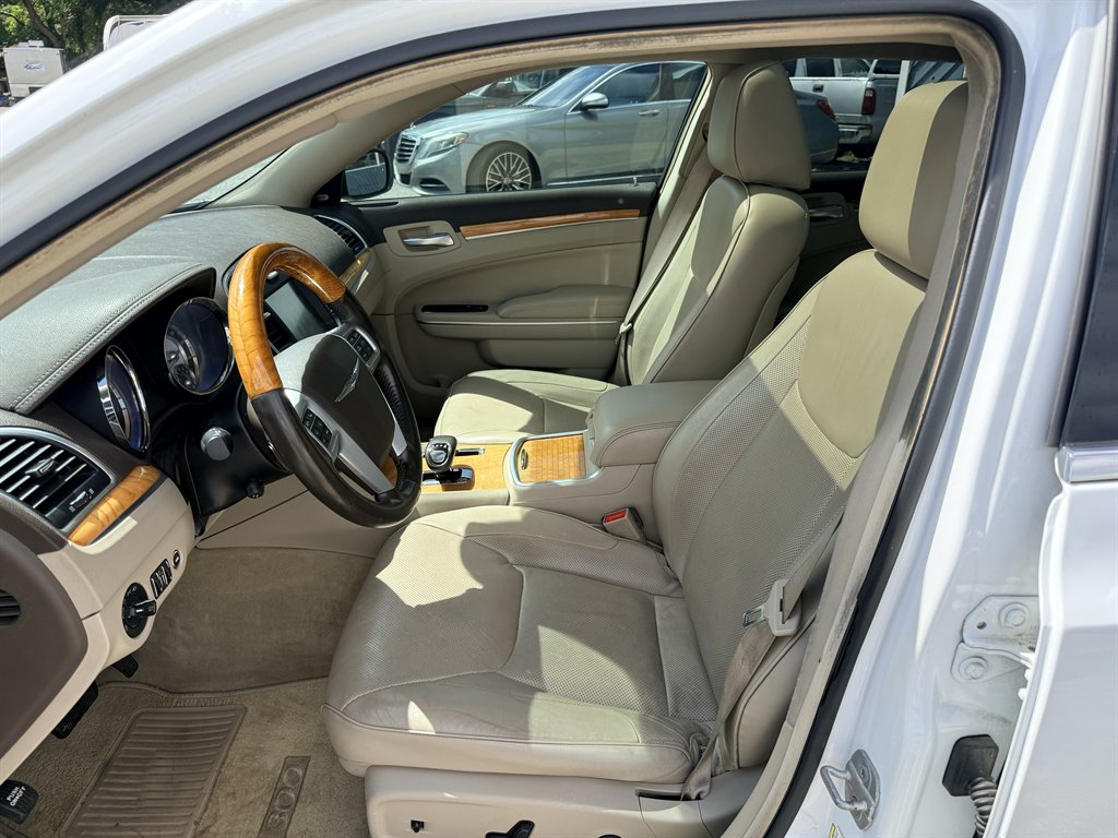 2014 Chrysler 300 - $11,695