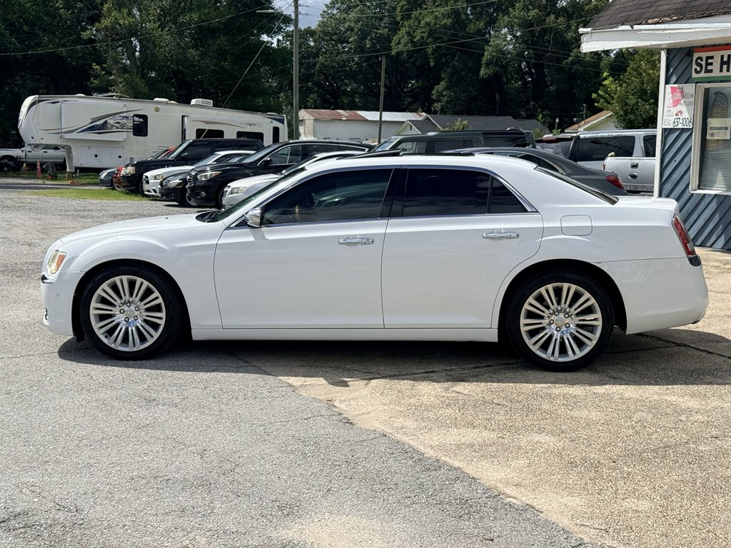 2014 Chrysler 300 - $11,695