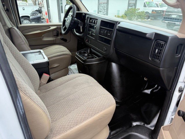 2009 Chevrolet Express 2500 2500 photo