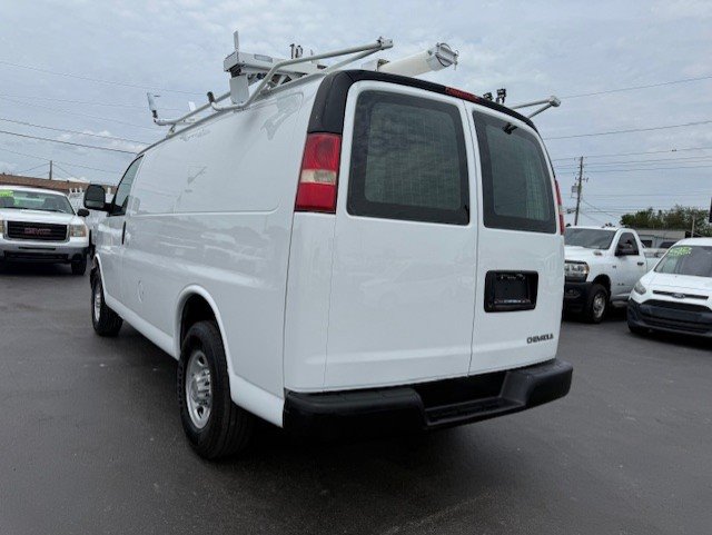 2009 Chevrolet Express 2500 2500 photo