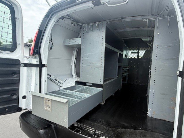 2009 Chevrolet Express 2500 2500 photo