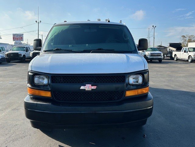 2017 Chevrolet Express - $12,888