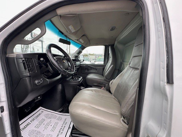 2016 Chevrolet Express - $14,888