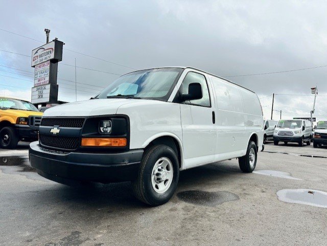 2016 Chevrolet Express - $14,888