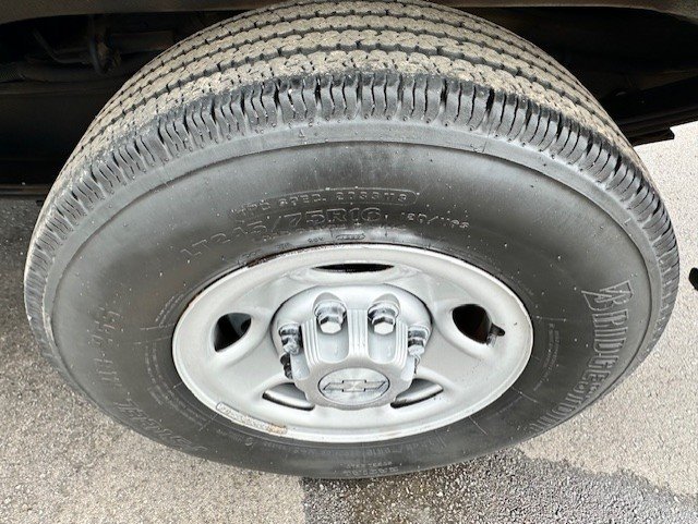 2016 Chevrolet Express - $14,888