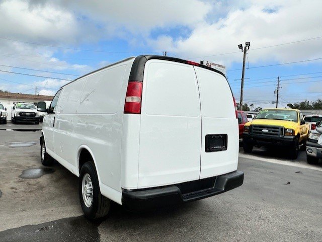 2016 Chevrolet Express - $14,888