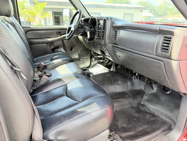 2006 Chevrolet Silverado - $17,888