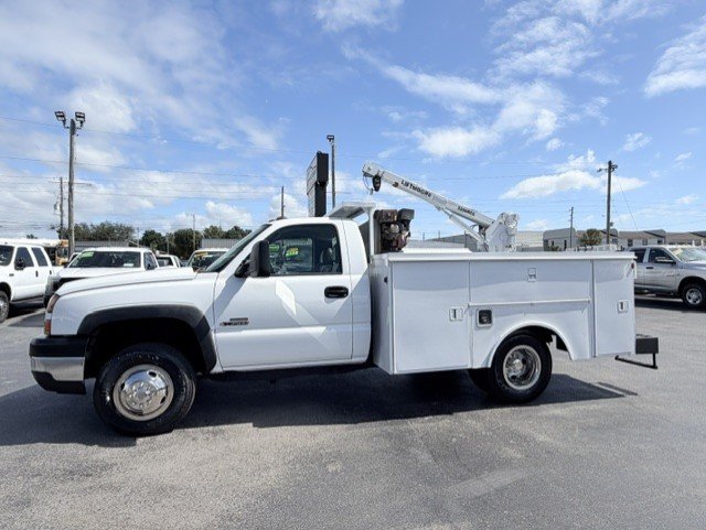 2006 Chevrolet Silverado - $17,888