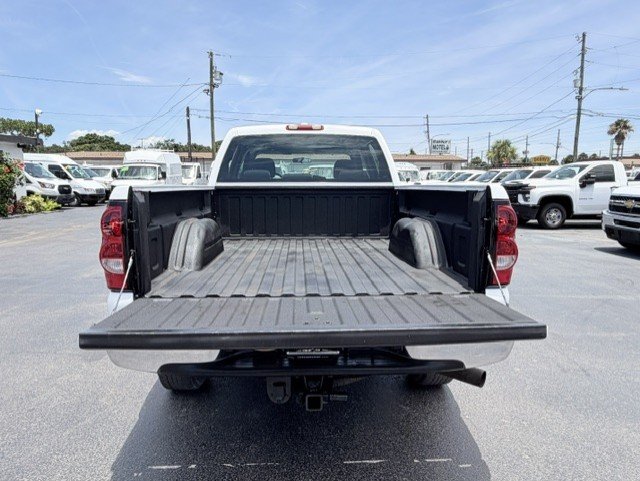 2006 Chevrolet Silverado 2500 - $16,888
