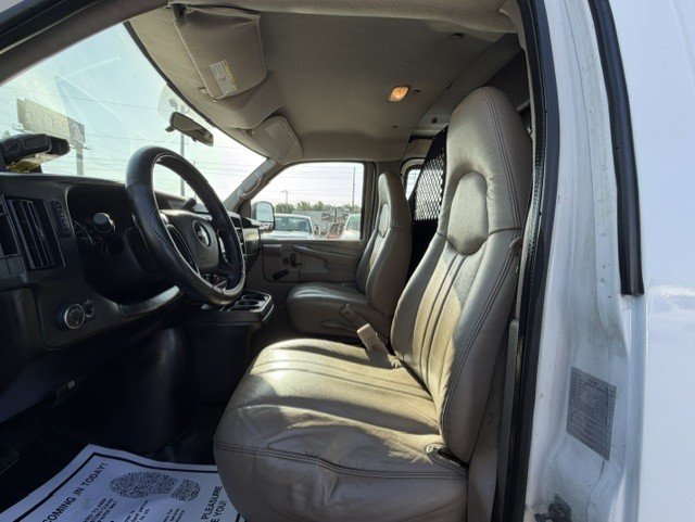 2008 Chevrolet G3500 Vans - $11,888