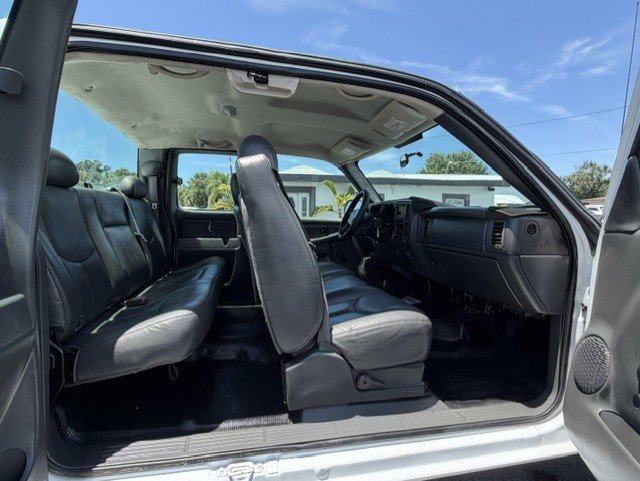 2007 Chevrolet Silverado - $8,888