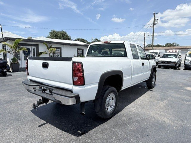 2007 Chevrolet Silverado - $8,888
