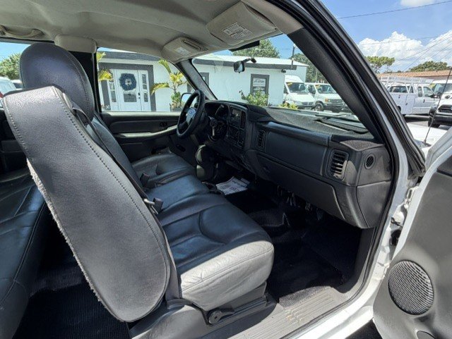 2007 Chevrolet Silverado - $8,888